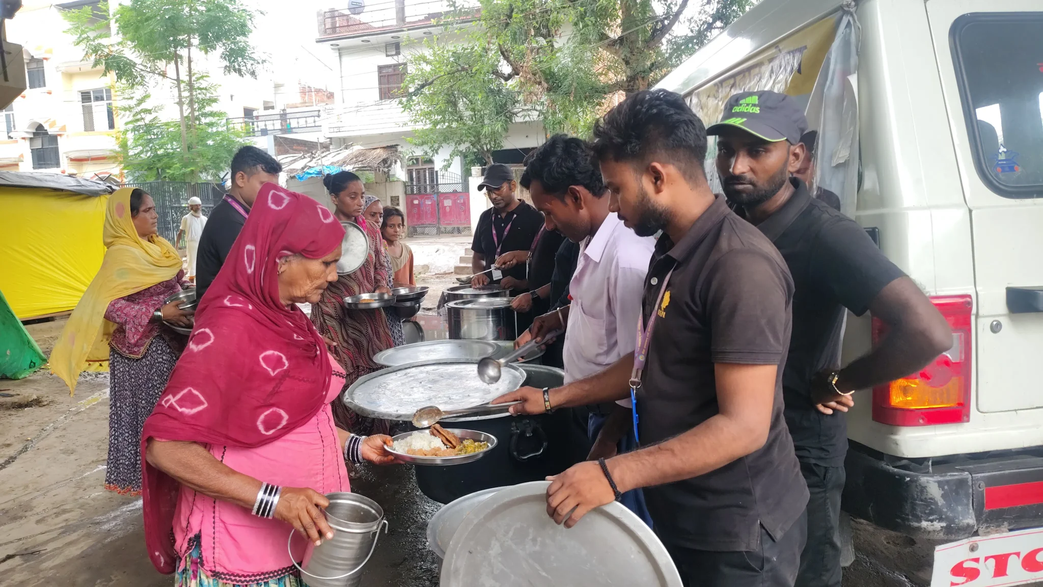 SEVA ASMAKAM DHARMAH ANNADAN SEVA